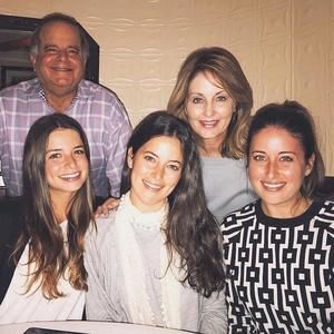 Meet your Posher, Lynda